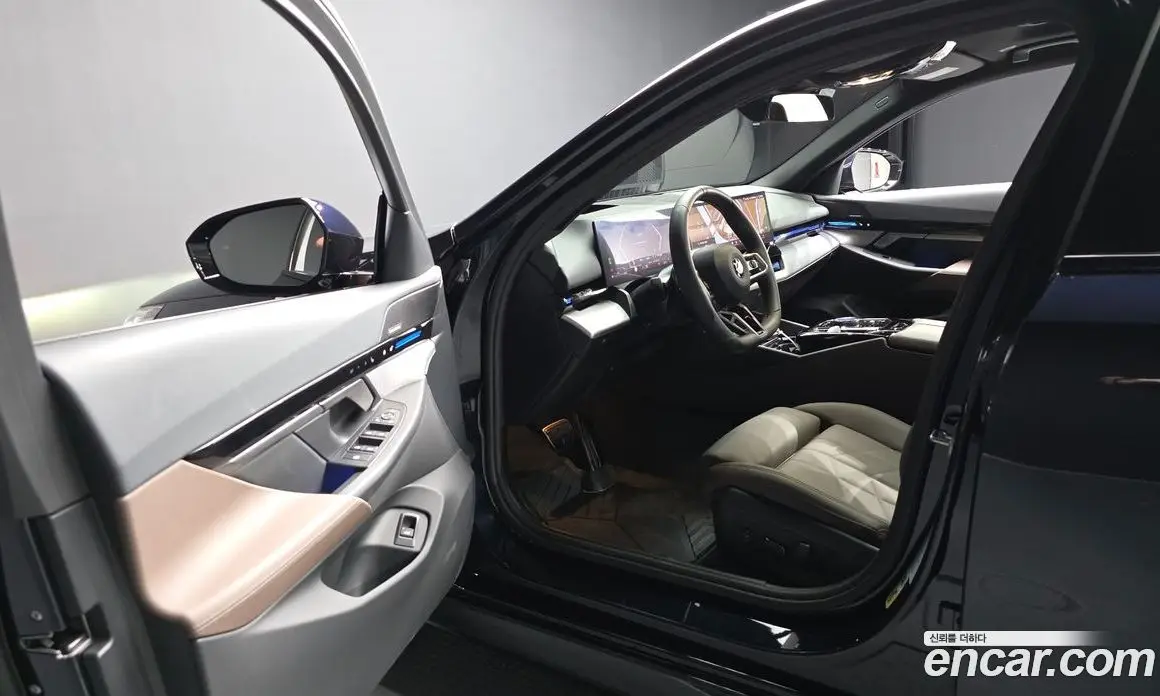 BMW 5 серия 2024 2.0 автомат (гидро), фото 13