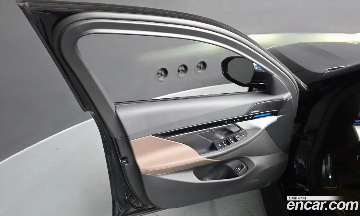 BMW 5 серия 2024 2.0 автомат (гидро), фото 14