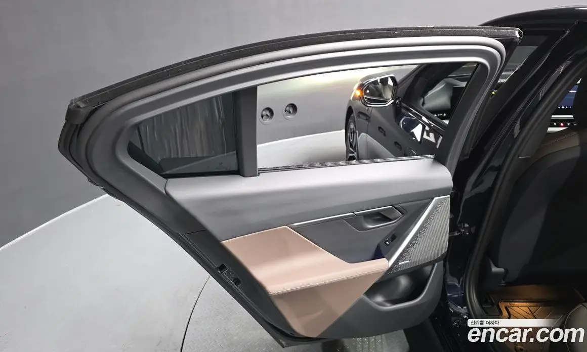 BMW 5 серия 2024 2.0 автомат (гидро), фото 15