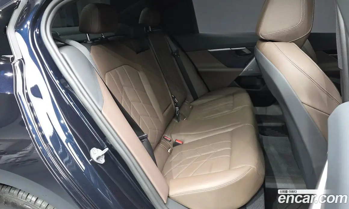 BMW 5 серия 2024 2.0 автомат (гидро), фото 17