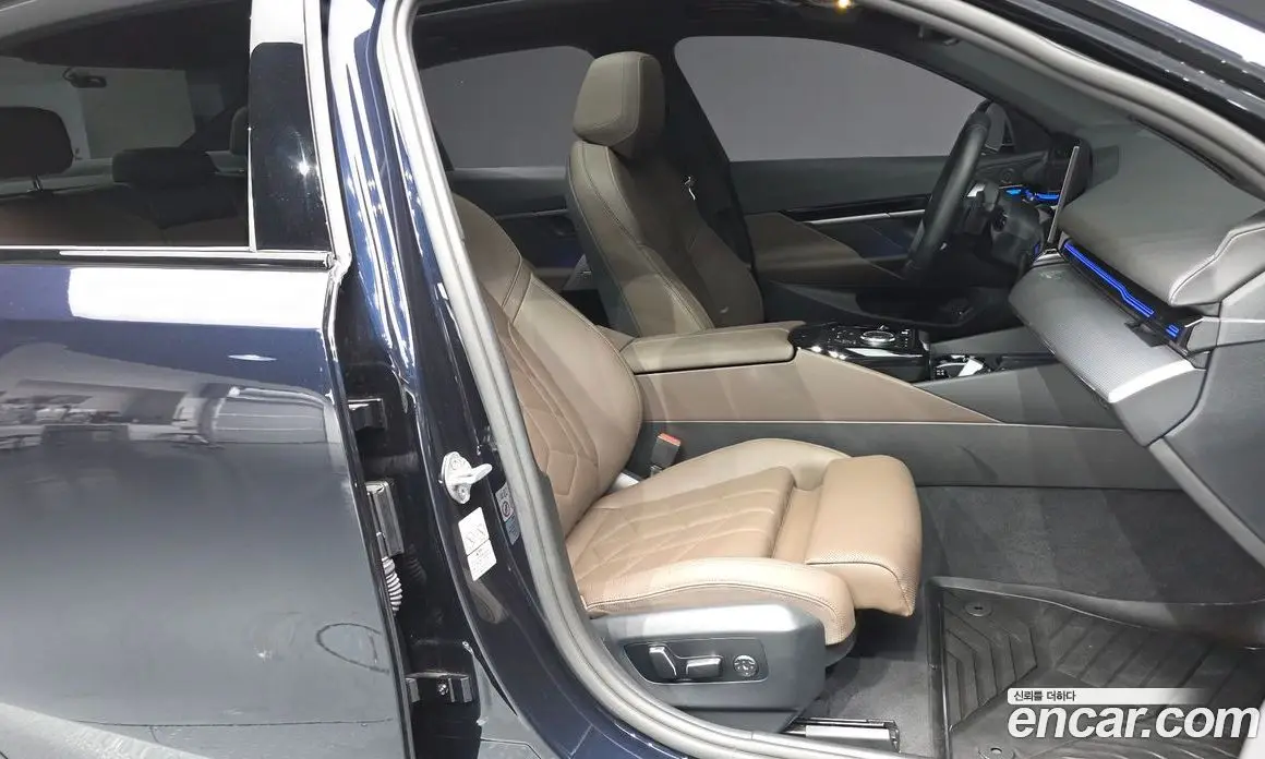 BMW 5 серия 2024 2.0 автомат (гидро), фото 18