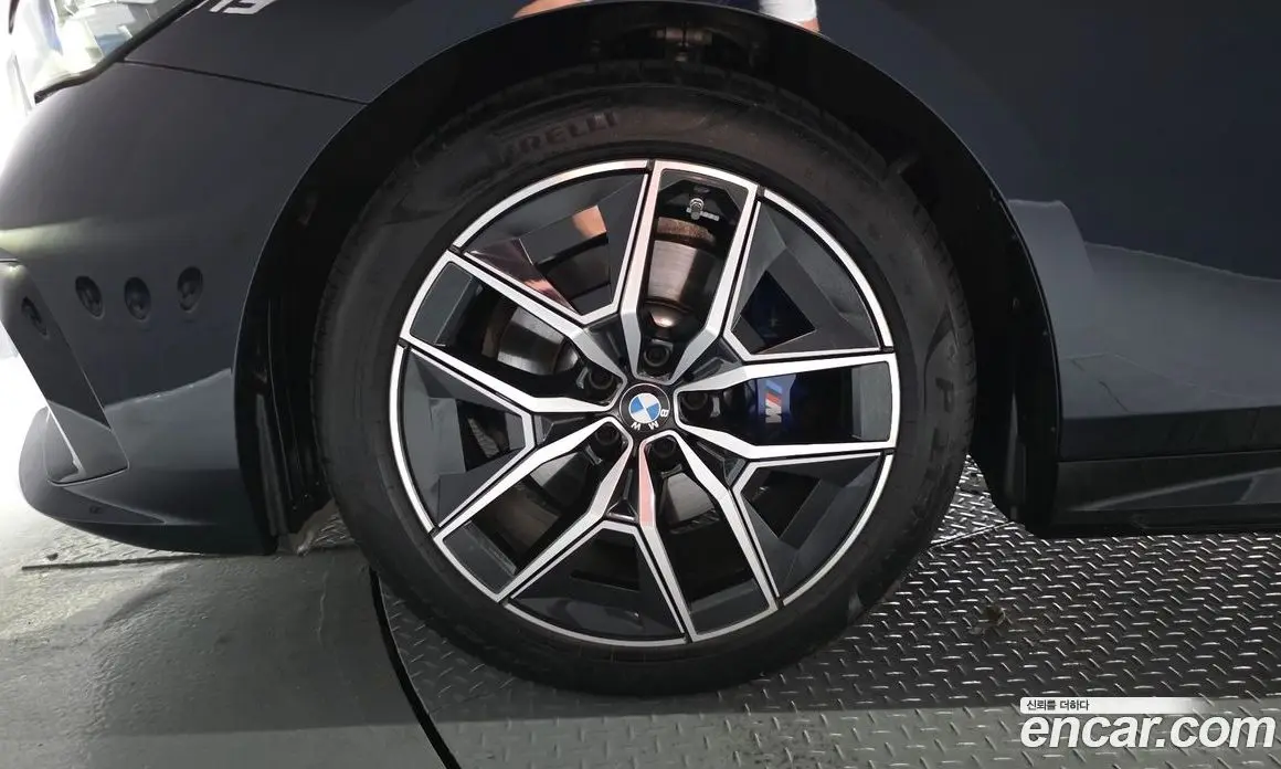 BMW 5 серия 2024 2.0 автомат (гидро), фото 5