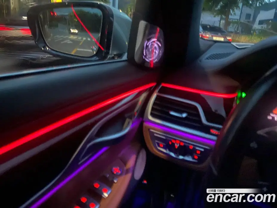 BMW 7 серия 2022 3.0 автомат (гидро), фото 13