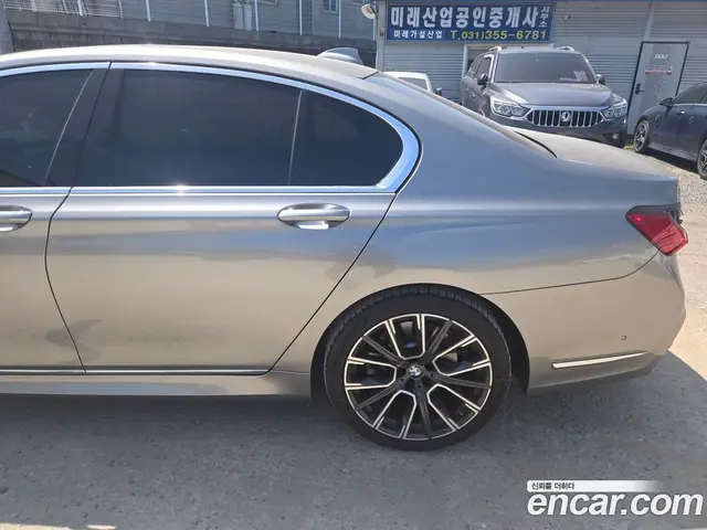 BMW 7 серия 2022 3.0 автомат (гидро), миниатюра 6