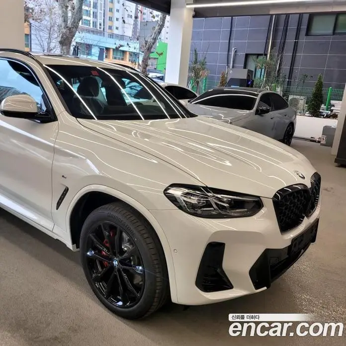 BMW X4 2025 2.0 автомат (гидро), фото 3