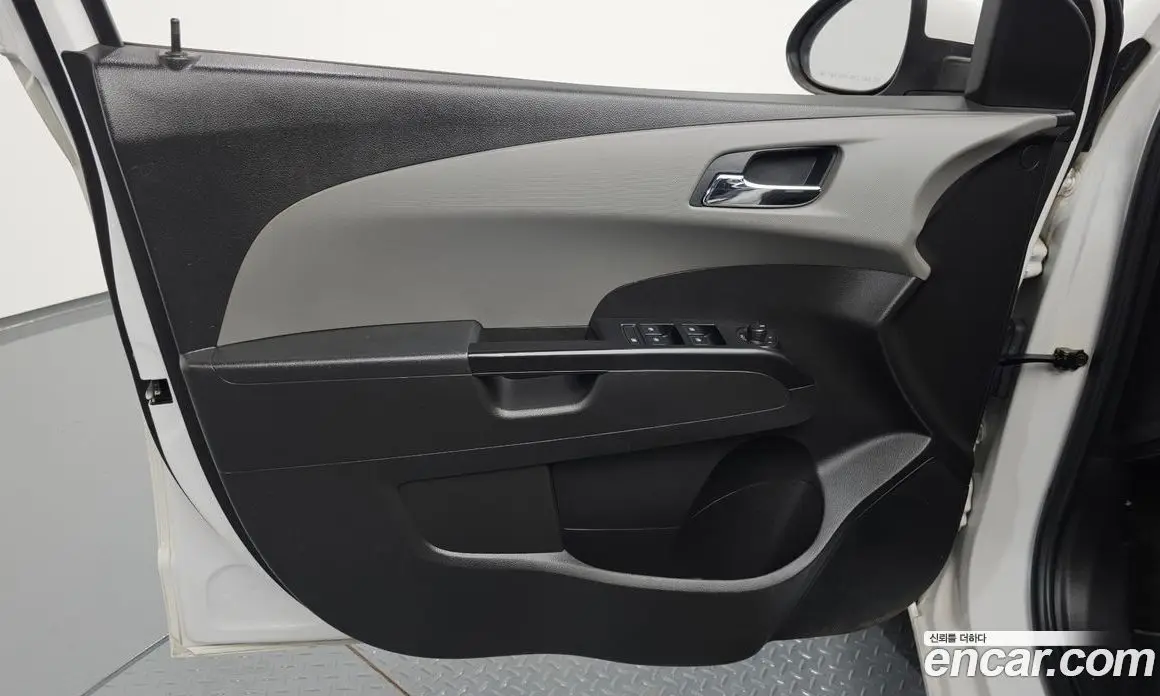 Chevrolet Aveo 2017 1.4 автомат (гидро), фото 14