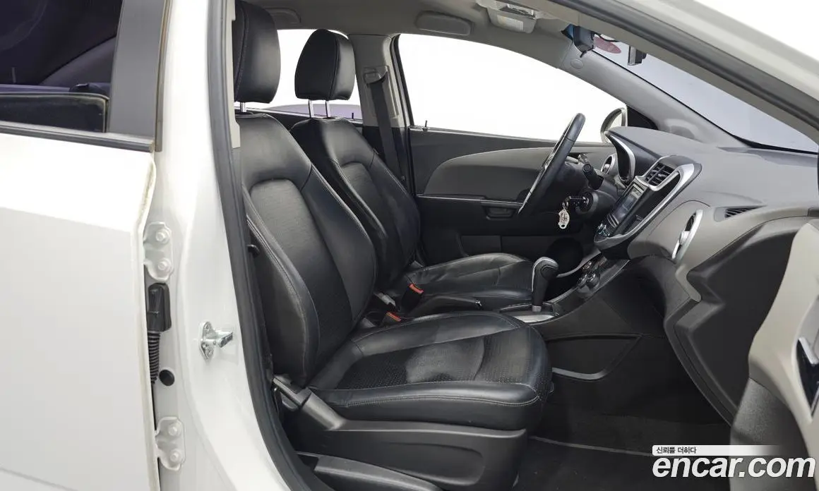 Chevrolet Aveo 2017 1.4 автомат (гидро), фото 16