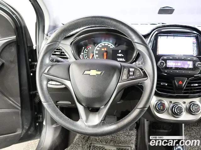 Chevrolet Spark 2016 1.0 автомат (гидро), миниатюра 6