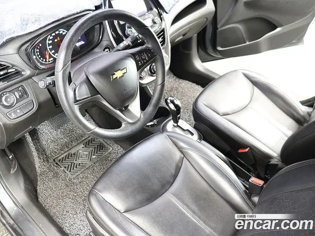 Chevrolet Spark 2016 1.0 автомат (гидро), миниатюра 10