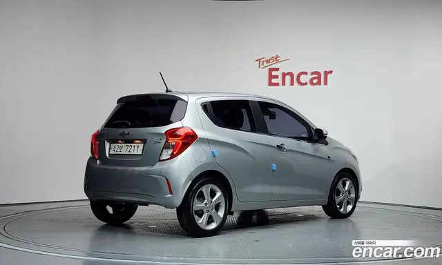 Chevrolet Spark 2017 1.0 автомат (гидро), миниатюра 2