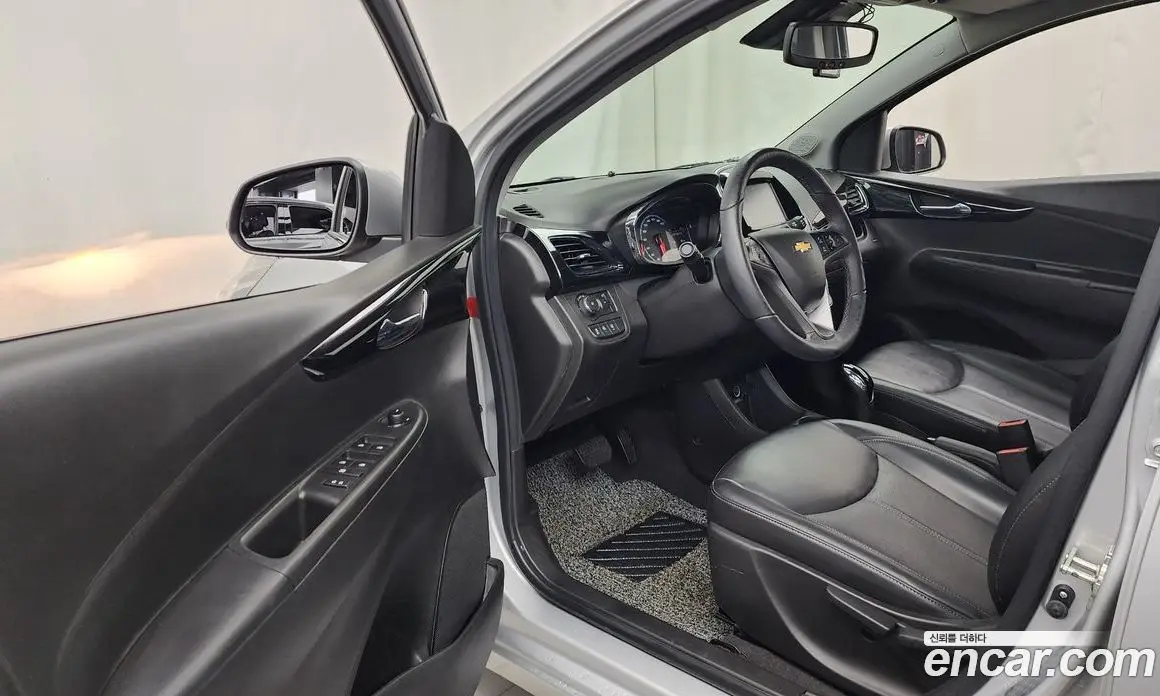 Chevrolet Spark 2017 1.0 автомат (гидро), фото 13