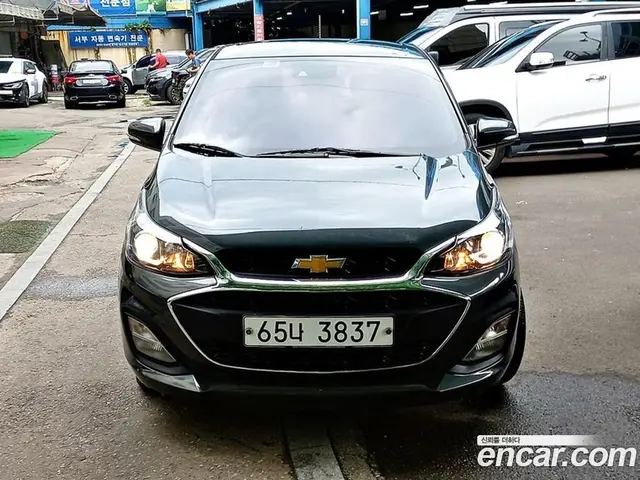 Chevrolet Spark 2018 1.0 автомат (гидро), миниатюра 1