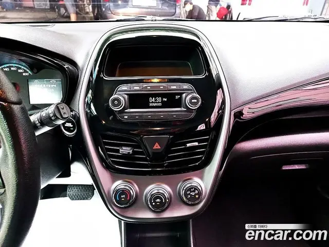 Chevrolet Spark 2018 1.0 автомат (гидро), миниатюра 10