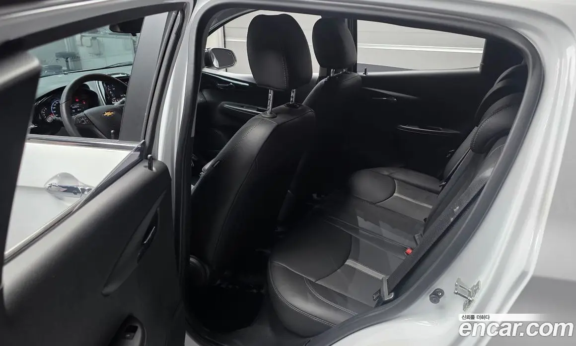 Chevrolet Spark 2021 1.0 автомат (гидро), фото 11