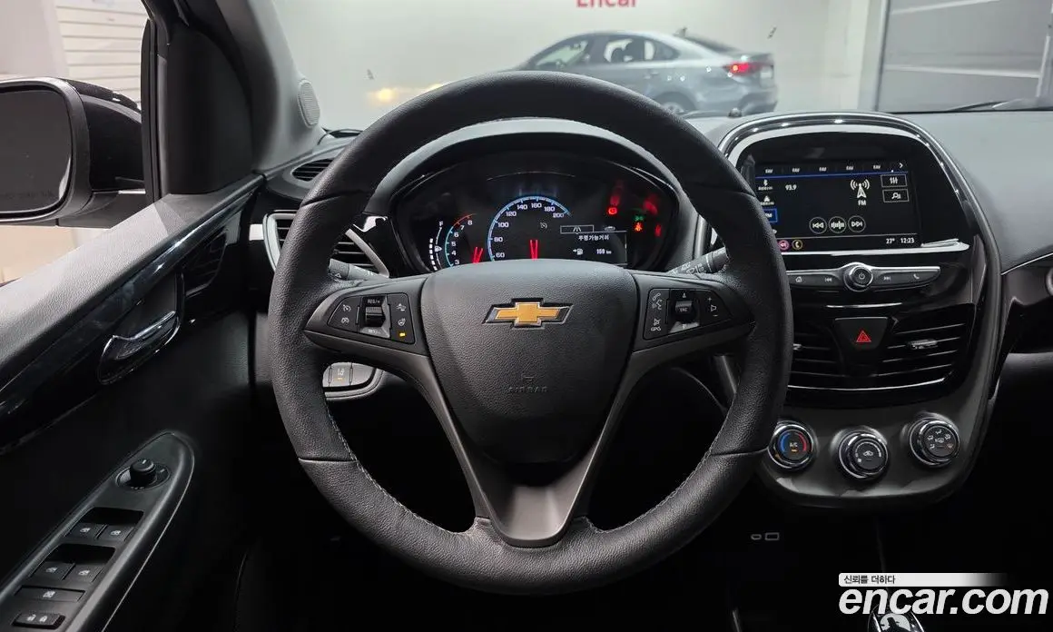 Chevrolet Spark 2021 1.0 автомат (гидро), фото 13