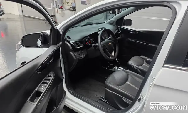 Chevrolet Spark 2021 1.0 автомат (гидро), миниатюра 10