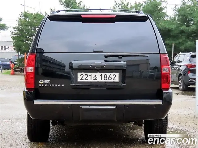 Chevrolet Surburban 2014 5.3 автомат (гидро), миниатюра 2