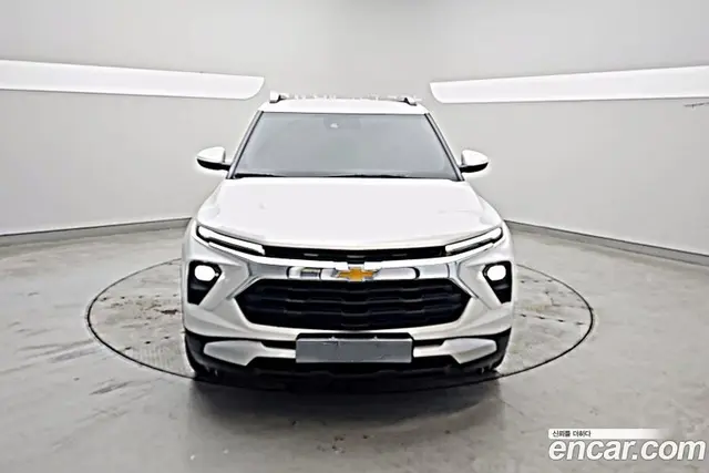 Chevrolet TrailBlazer 2023 1.3 автомат (гидро), миниатюра 3