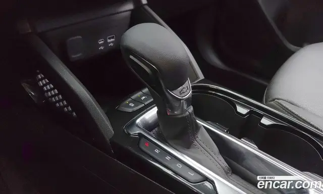 Chevrolet TrailBlazer 2023 1.3 автомат (гидро), миниатюра 9