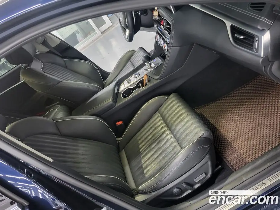 Genesis G70 2019 2.0 автомат (гидро), фото 14