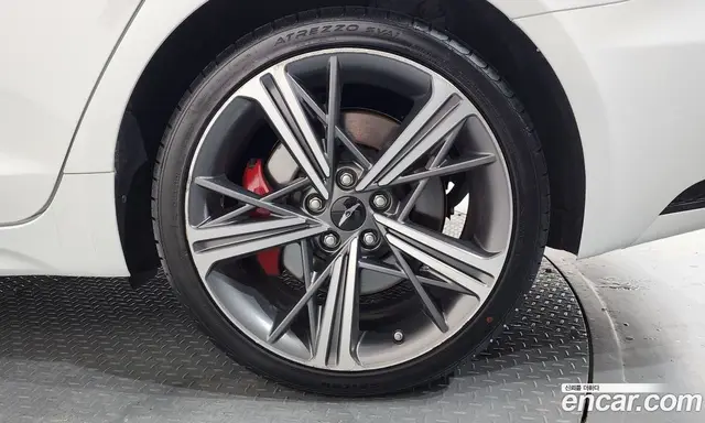 Genesis G70 2023 2.5 автомат (гидро), миниатюра 7
