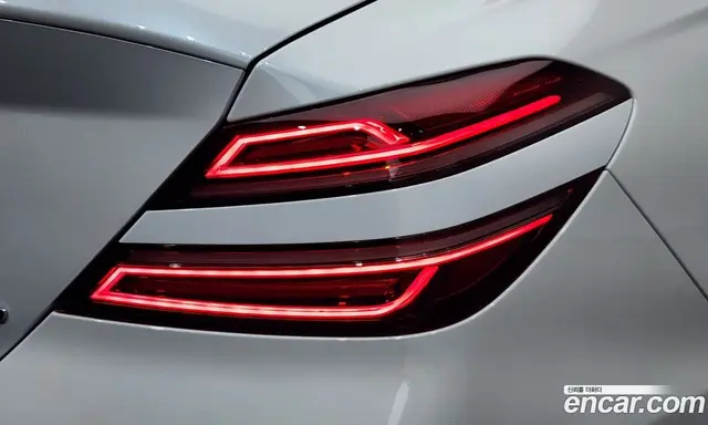 Genesis G70 2023 2.5 автомат (гидро), миниатюра 9