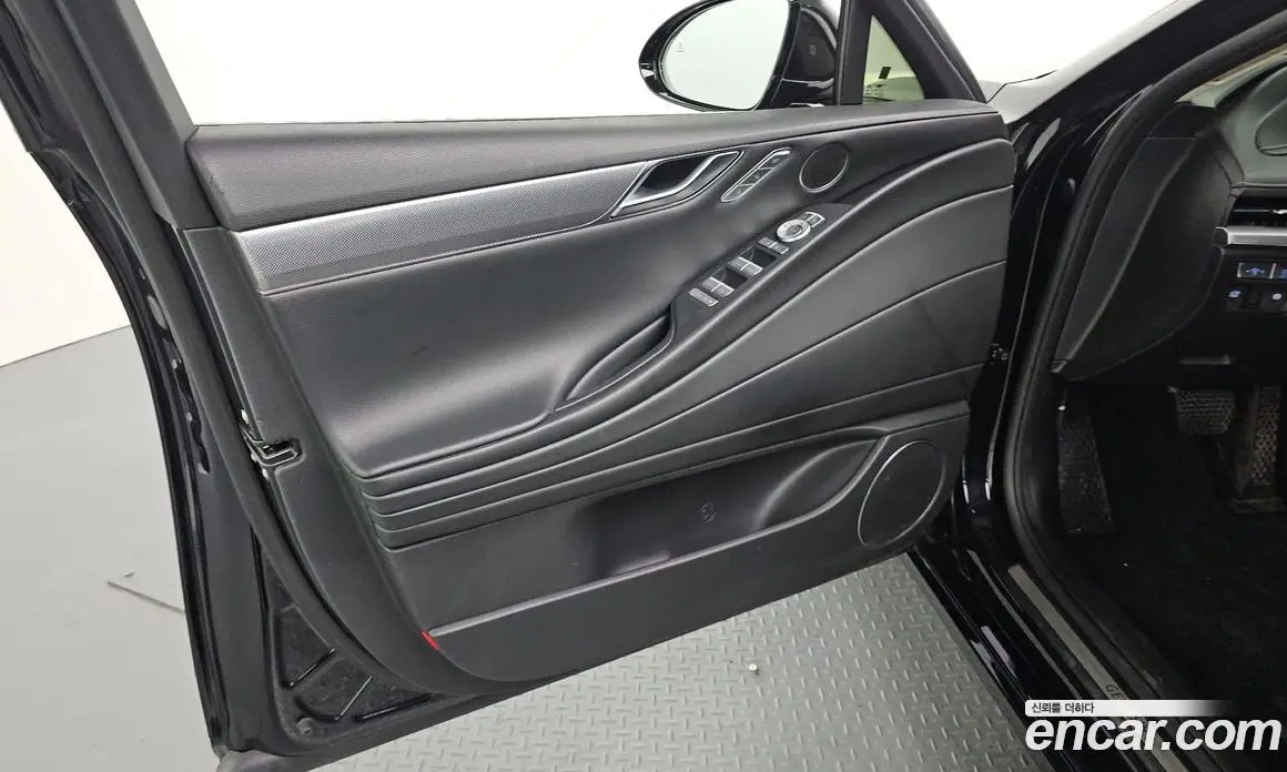 Genesis G80 2023 2.5 автомат (гидро), фото 13