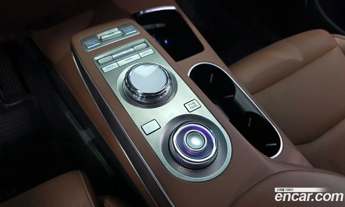 Genesis GV70 2021 2.5 автомат (гидро), фото 12