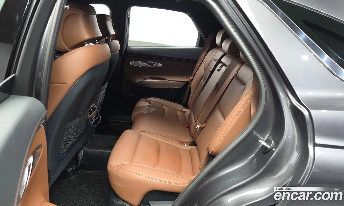 Genesis GV70 2021 2.5 автомат (гидро), фото 16