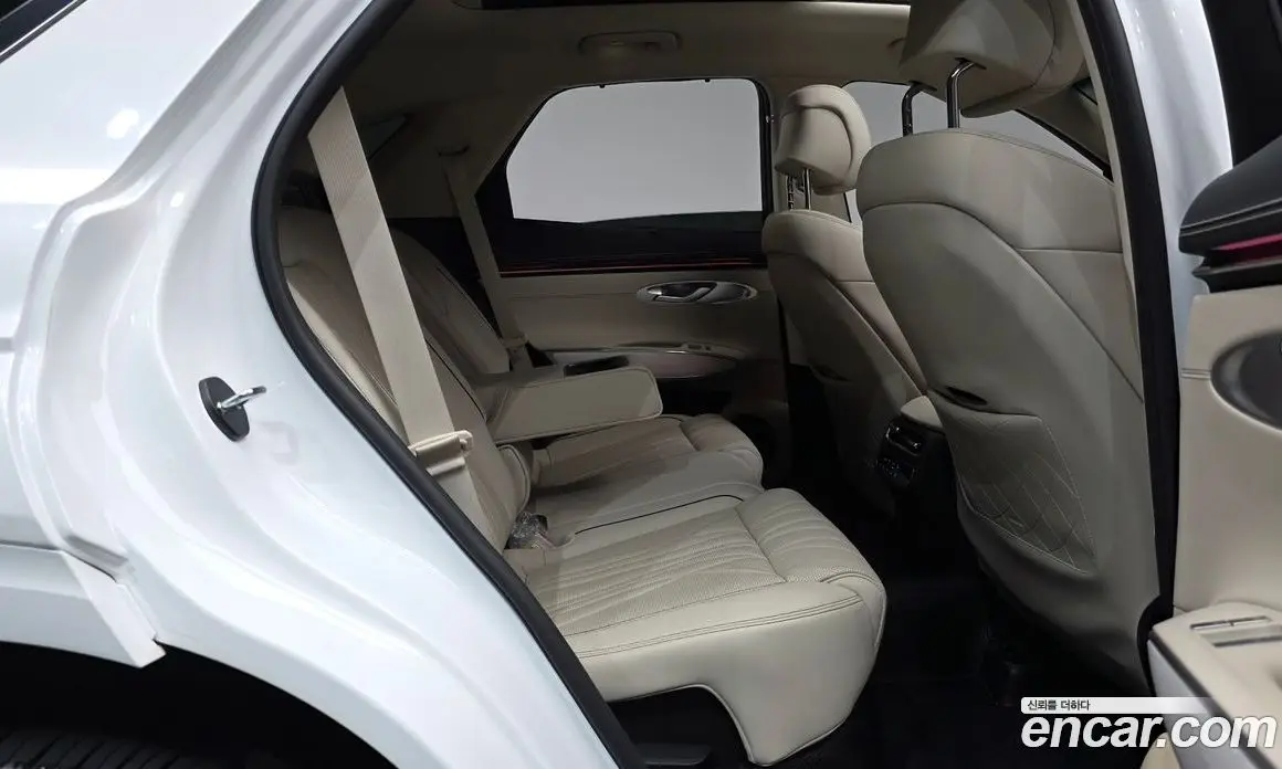 Genesis GV70 2025 2.5 автомат (гидро), фото 16