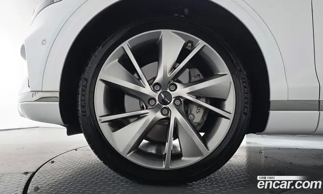 Genesis GV70 2025 2.5 автомат (гидро), миниатюра 4