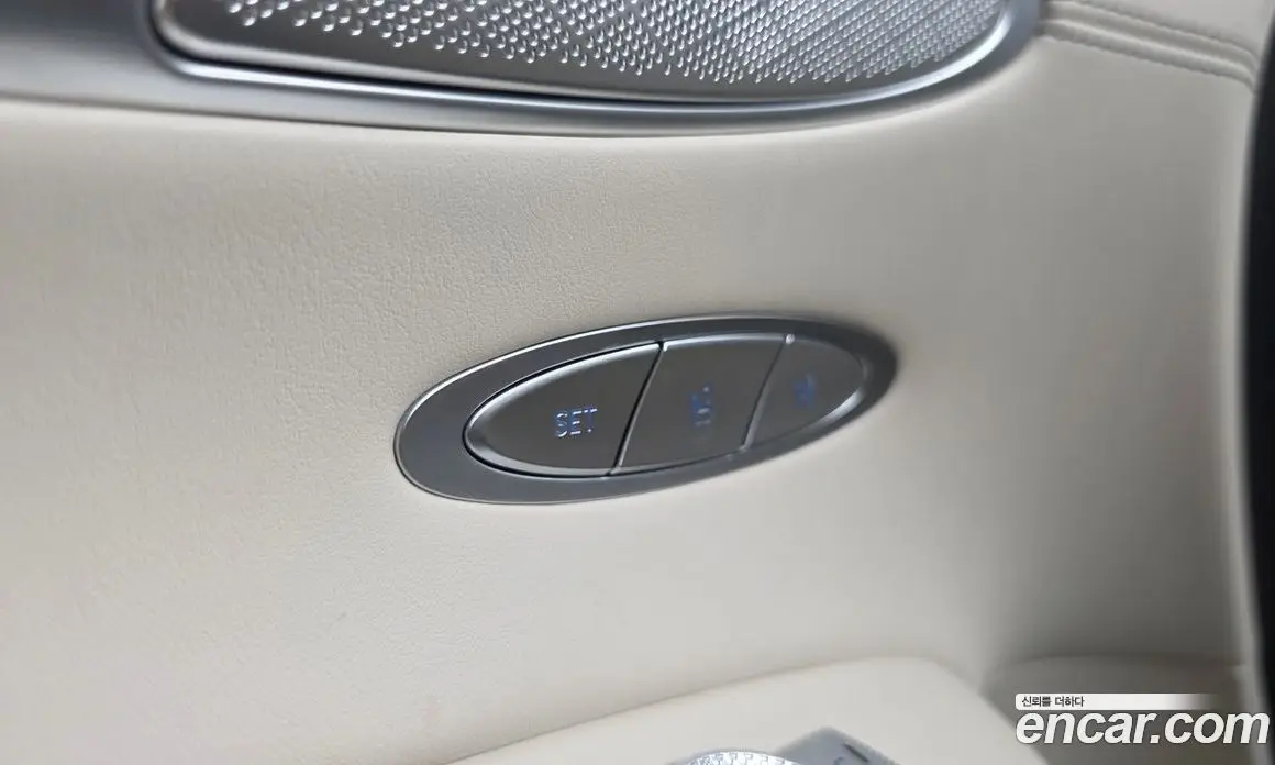 Genesis GV70 2025 2.5 автомат (гидро), фото 36