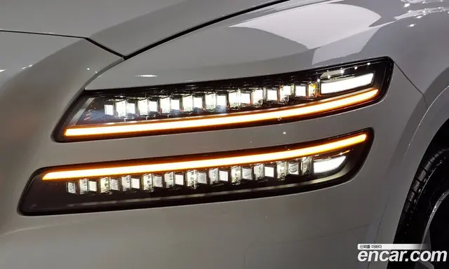 Genesis GV80 2024 2.5 автомат (гидро), миниатюра 7