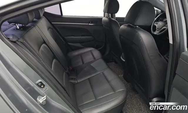 Hyundai Avante 2017 1.6 автомат (гидро), миниатюра 12
