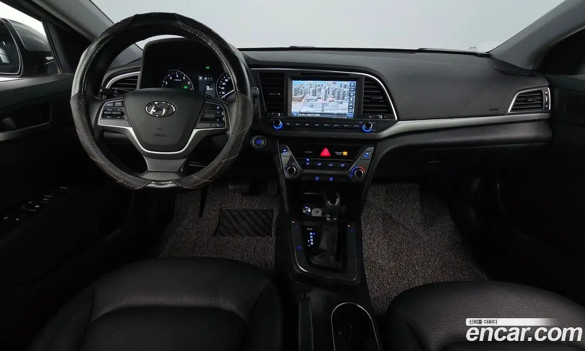 Hyundai Avante 2017 1.6 автомат (гидро), фото 7