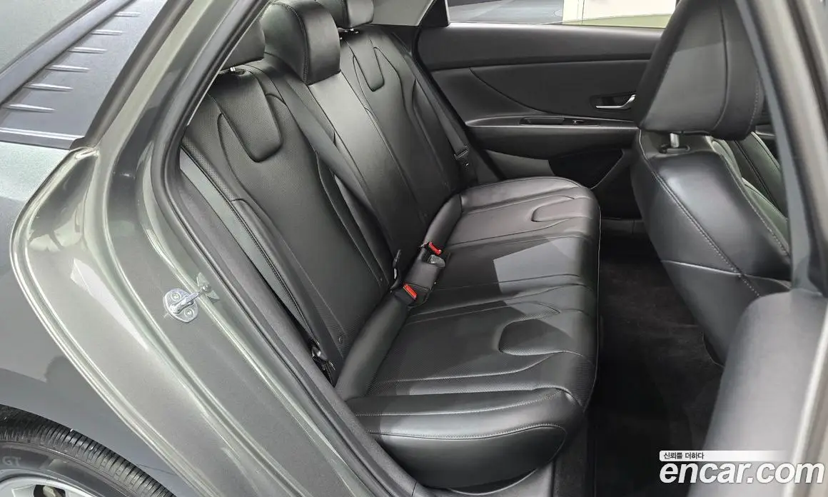 Hyundai Avante 2020 1.6 автомат (гидро), фото 17