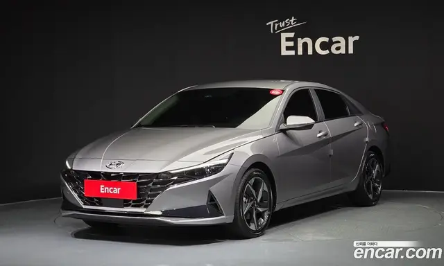 Hyundai Avante 2023 1.6 автомат (гидро), миниатюра 1