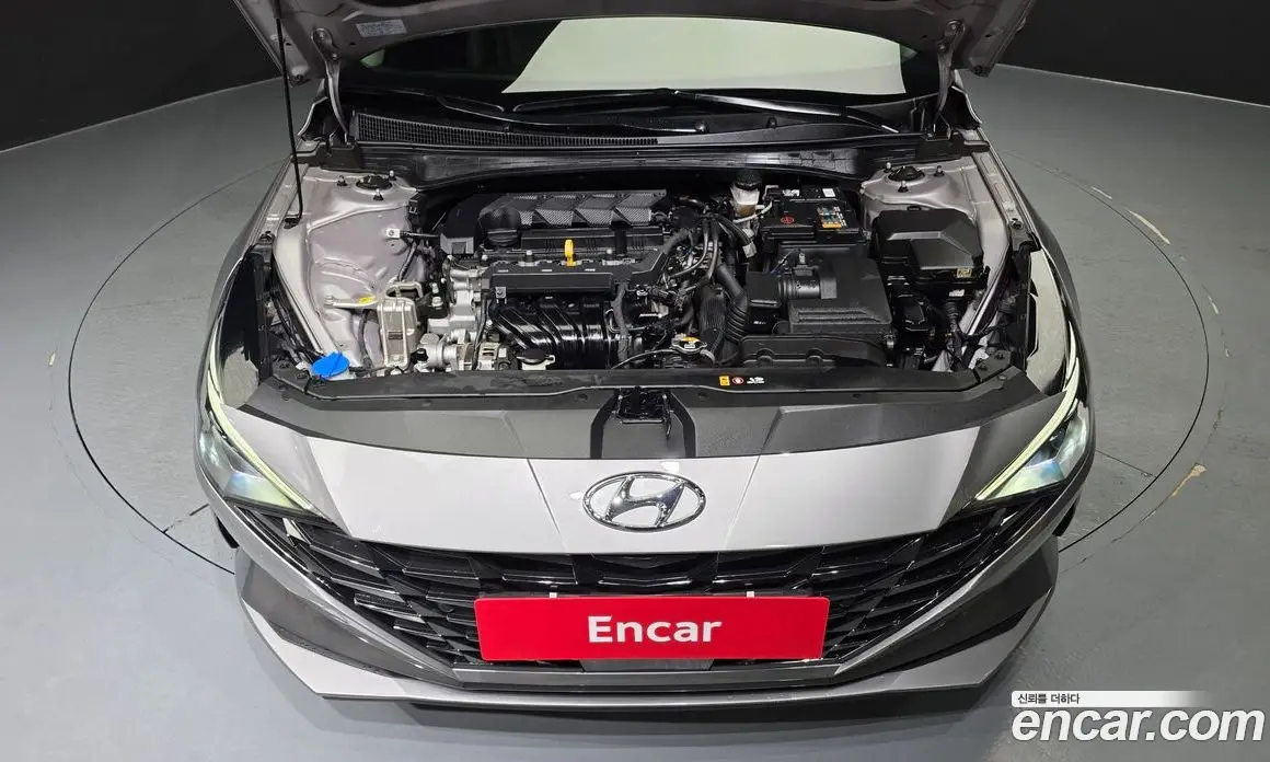 Hyundai Avante 2023 1.6 автомат (гидро), фото 6