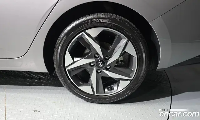 Hyundai Avante 2023 1.6 автомат (гидро), миниатюра 7