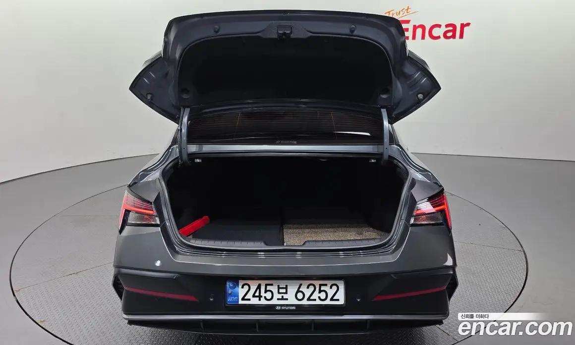 Hyundai Avante 2023 1.6 автомат (гидро), фото 25