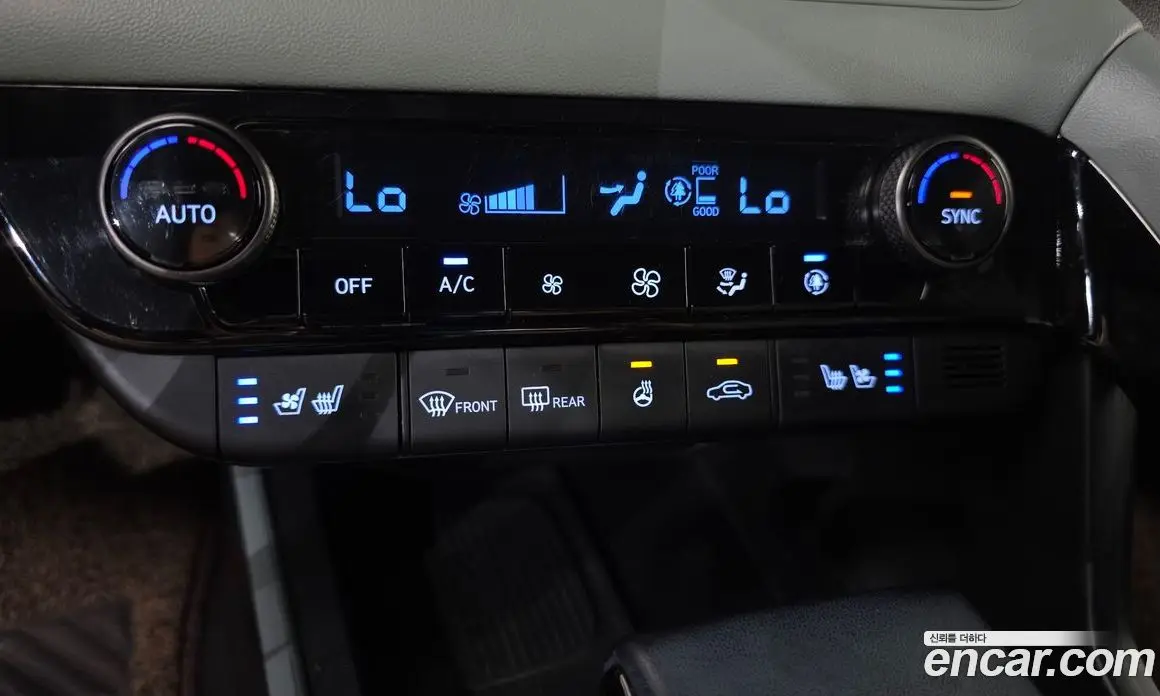 Hyundai Avante 2023 1.6 автомат (гидро), фото 31