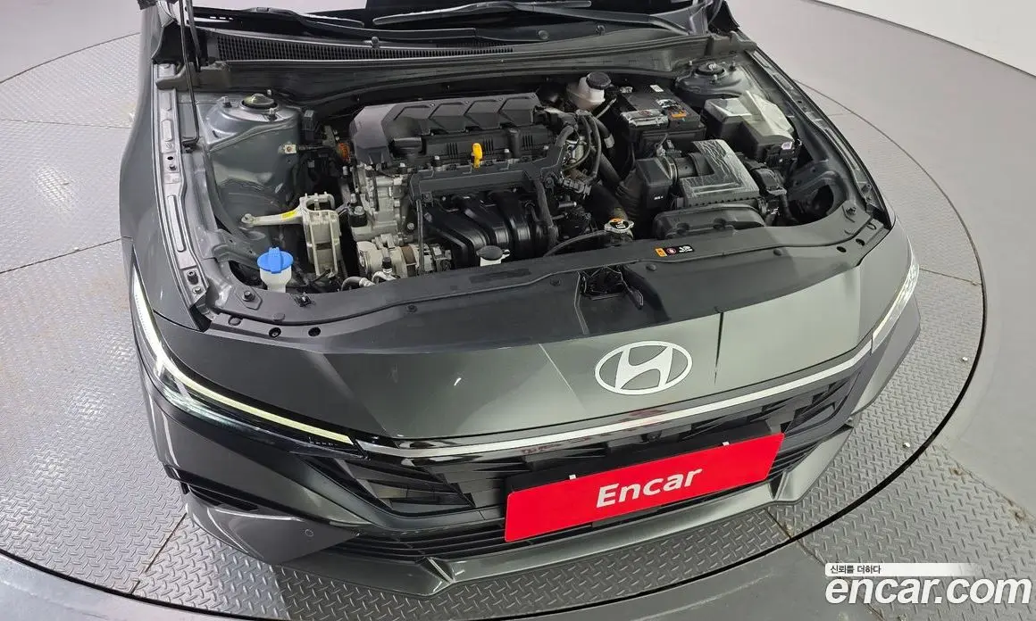 Hyundai Avante 2023 1.6 автомат (гидро), фото 6