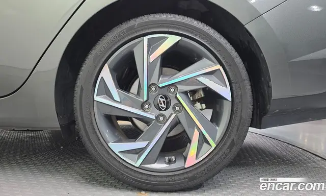 Hyundai Avante 2023 1.6 автомат (гидро), миниатюра 7