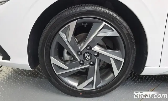 Hyundai Avante 2023 1.6 автомат (гидро), миниатюра 5