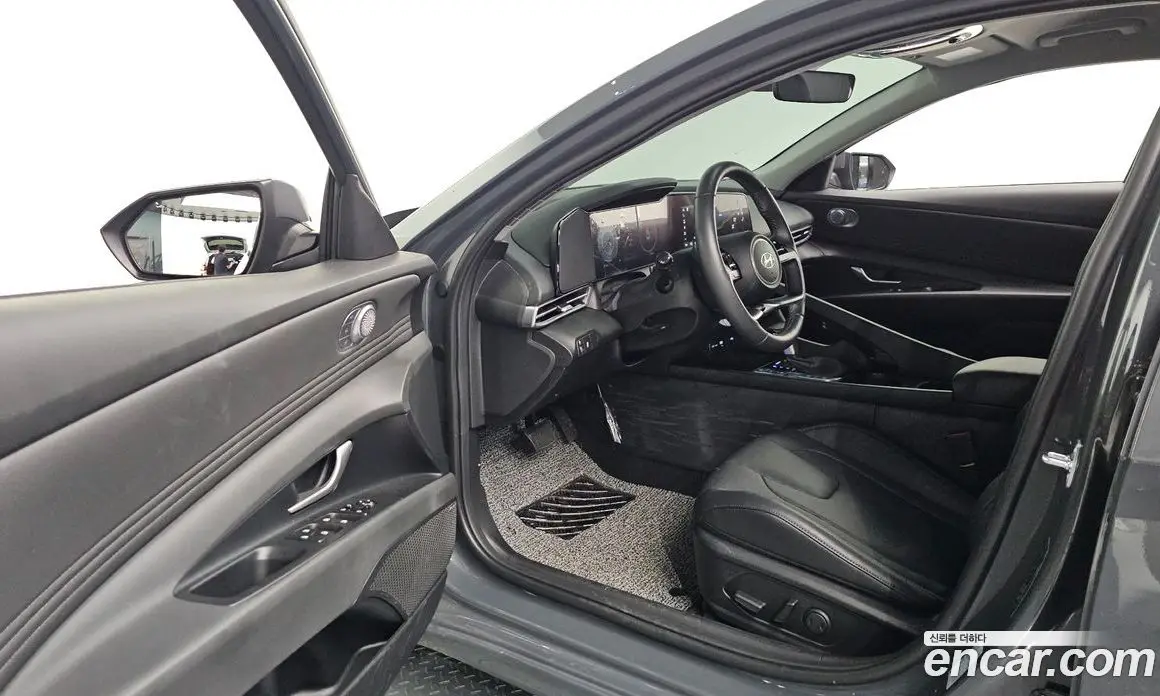 Hyundai Avante 2025 1.6 автомат (гидро), фото 12