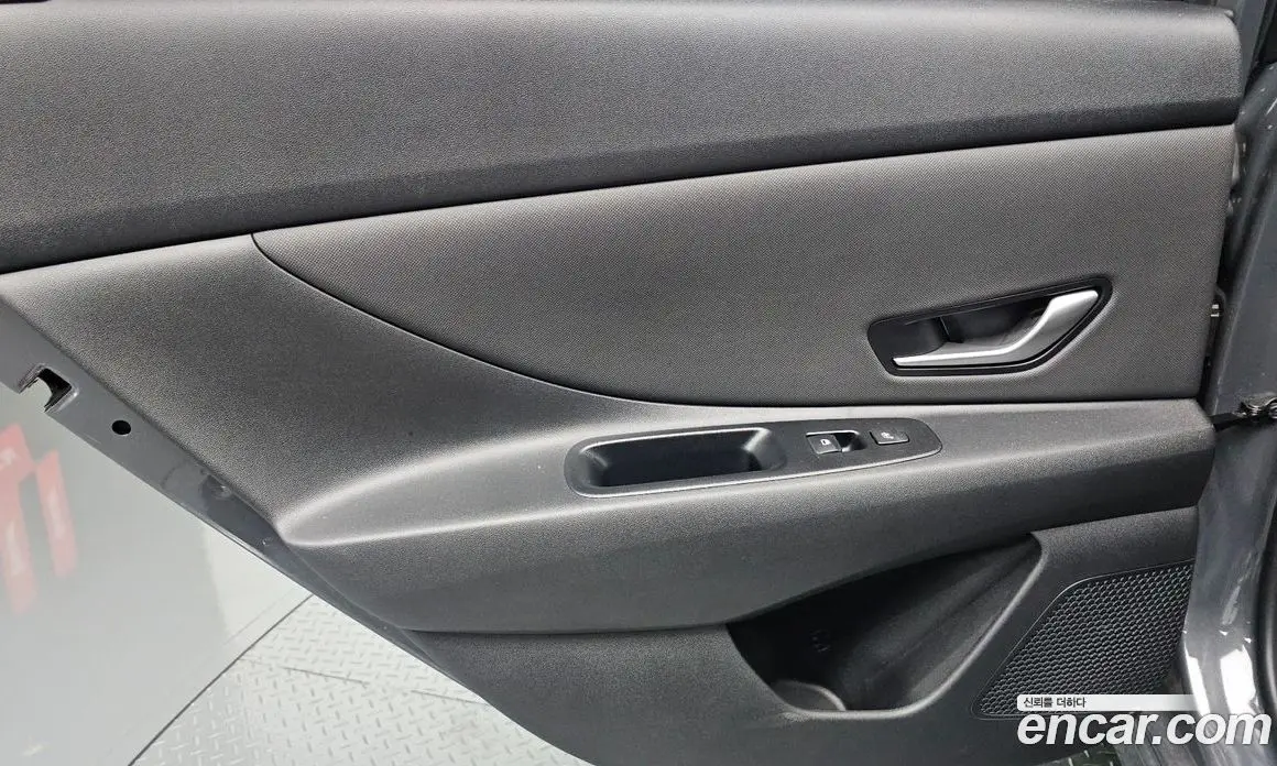 Hyundai Avante 2025 1.6 автомат (гидро), фото 14