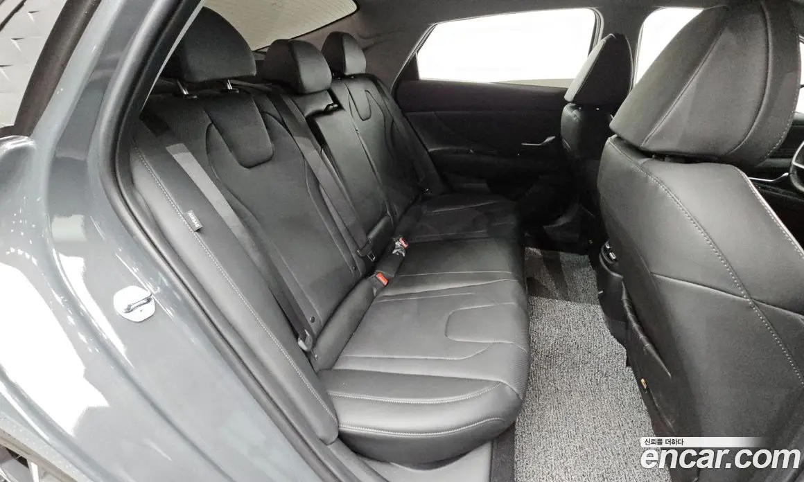 Hyundai Avante 2025 1.6 автомат (гидро), фото 15