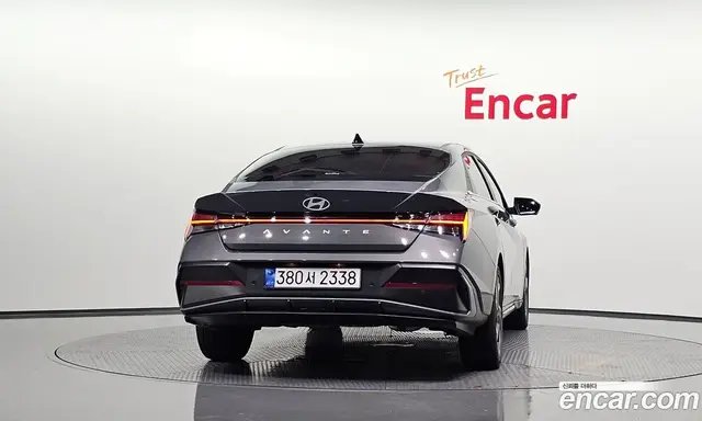 Hyundai Avante 2025 1.6 автомат (гидро), миниатюра 3