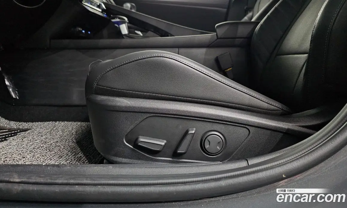 Hyundai Avante 2025 1.6 автомат (гидро), фото 31