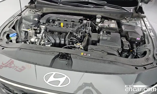 Hyundai Avante 2025 1.6 автомат (гидро), миниатюра 5